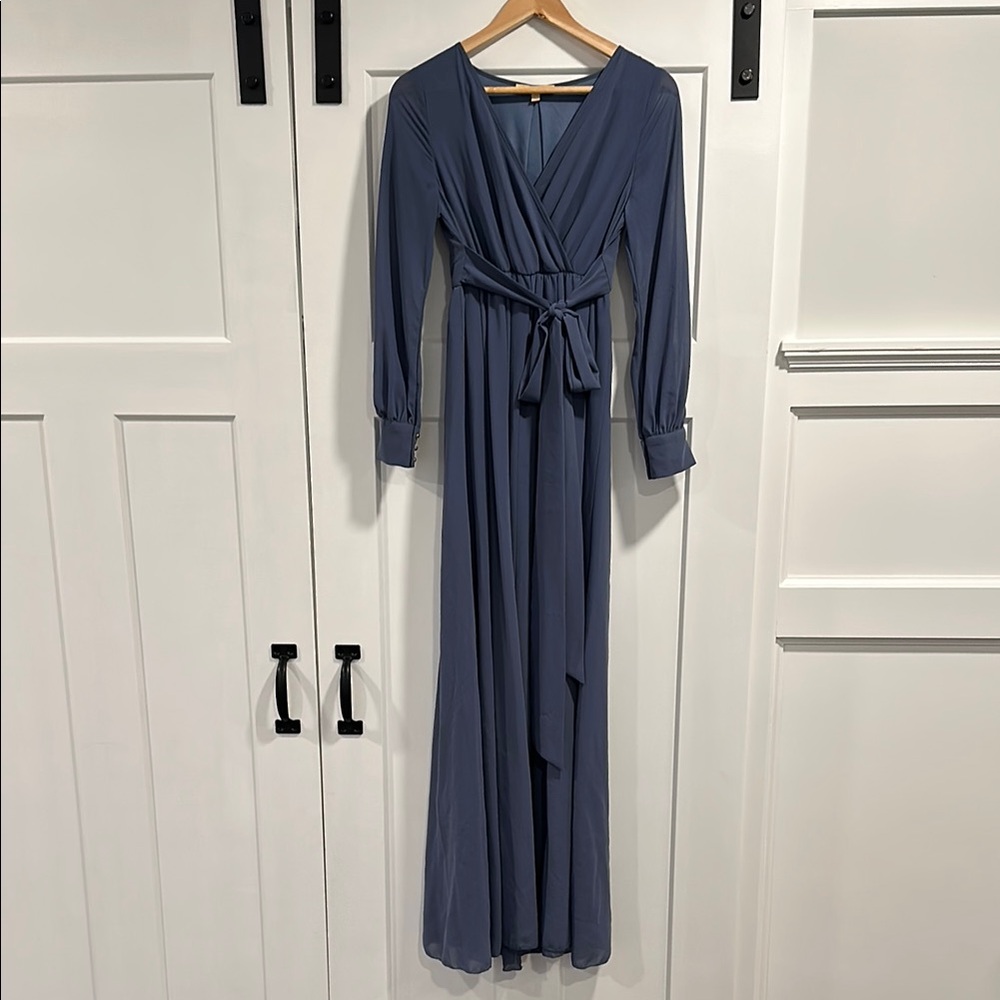 Blue Chiffon Long Sleeve Pleated Maternity Maxi Dress, size small